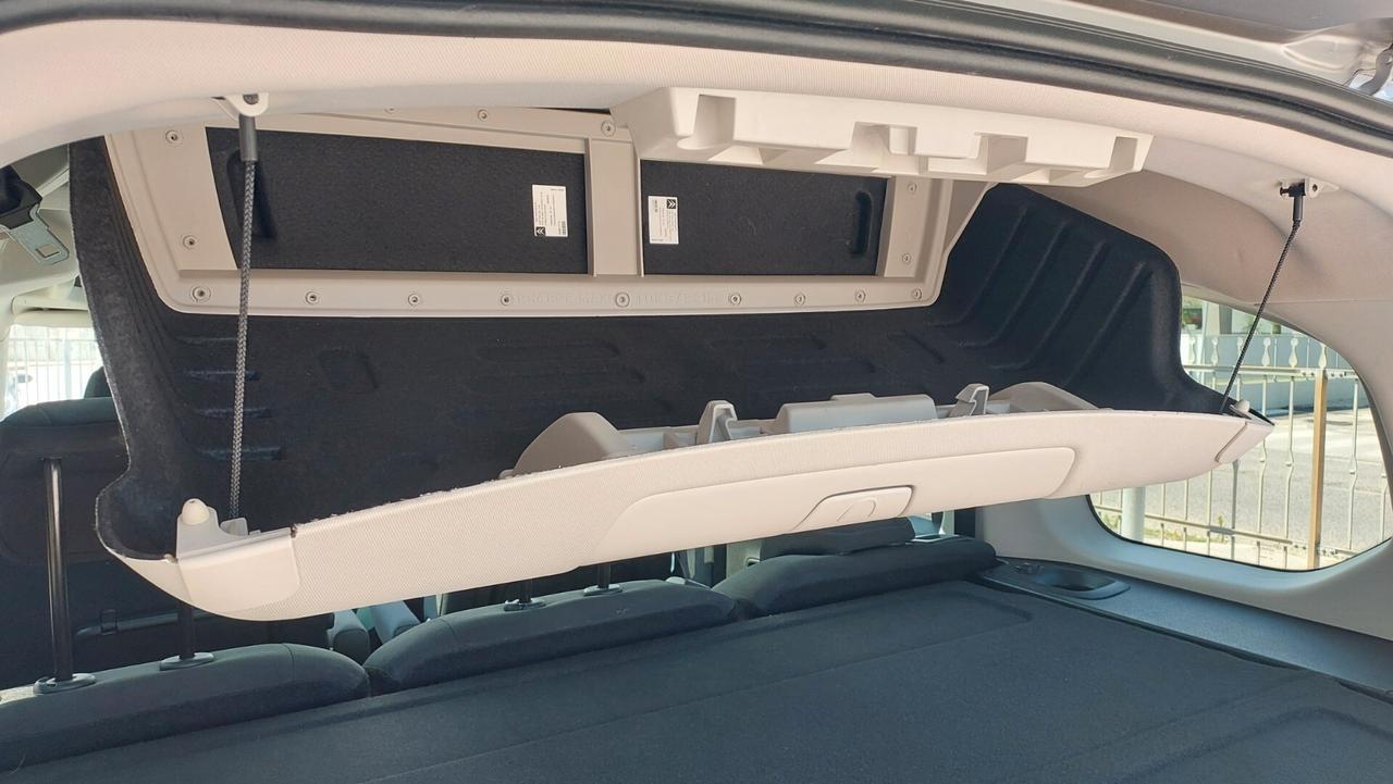 Citroen Berlingo BlueHDi 130 Stop&Start EAT8 M Shine