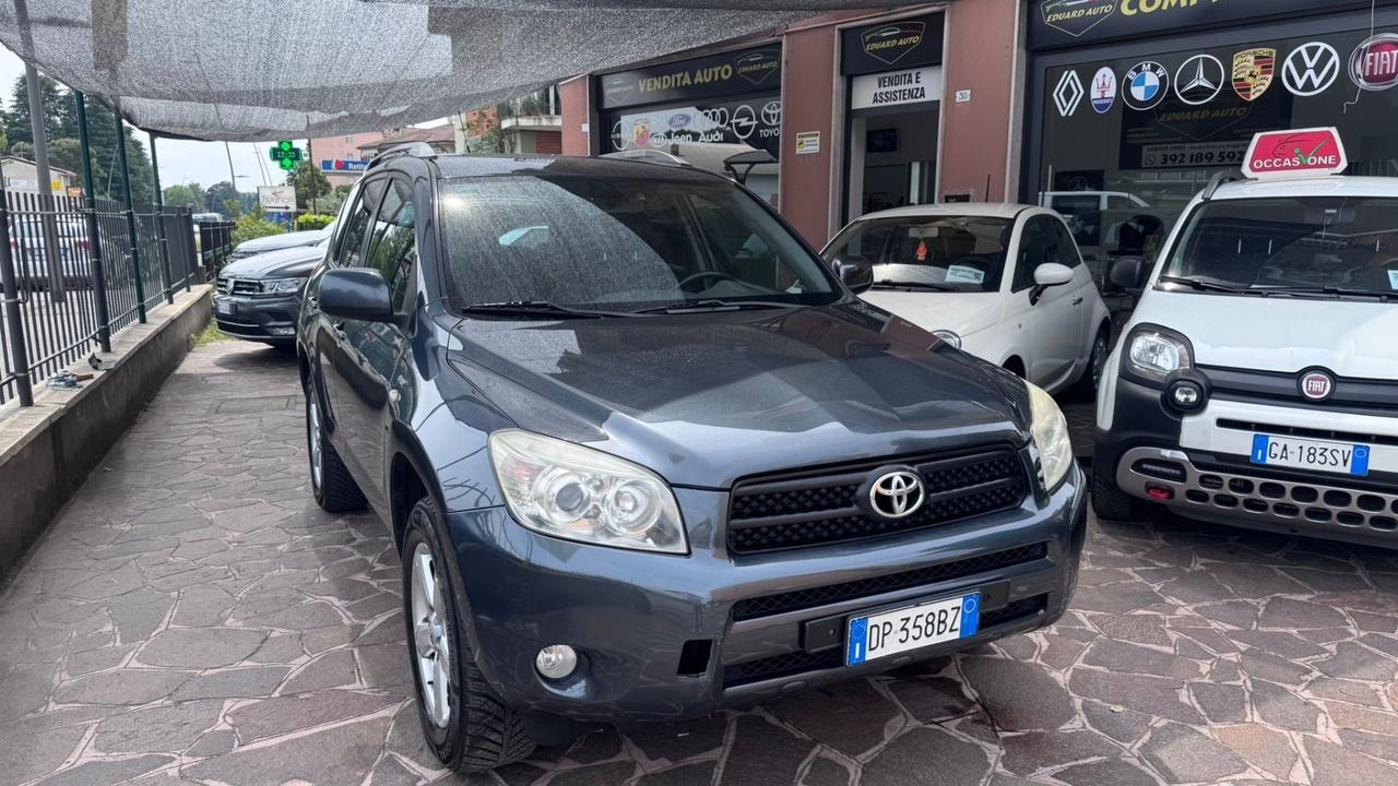 Toyota RAV 4 RAV4 2.2 D-4D 136 CV DPF Luxury