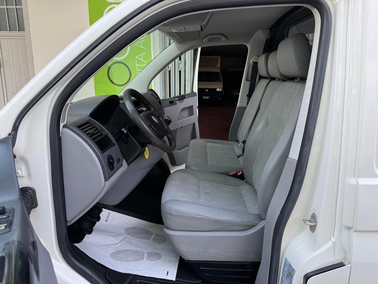 Volkswagen Transporter T5 1.9 TDI GARANZIA 24 MESI