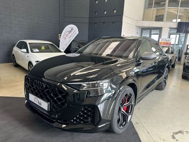 Audi Q8 RS TFSI V8 quattro tiptronic Performance