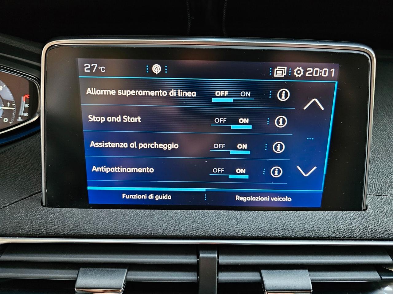Peugeot 3008 BlueHDi 130 S&S EAT8 Business