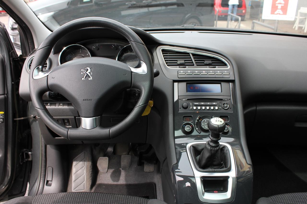 Peugeot 5008 1.6 HDi 115CV Active Mix TETTO PANORAMICO SENSORI