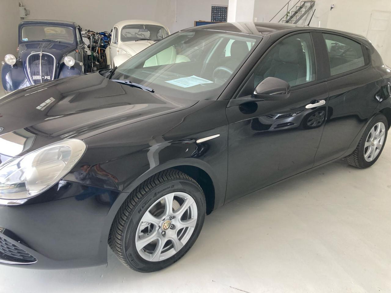 Alfa Romeo Giulietta 2.0 JTDm-2 140 CV Distinctive