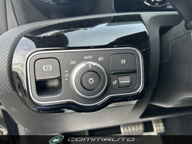 MERCEDES-BENZ A 200 d Automatic AMG Line Premium TETTO APRIBILE