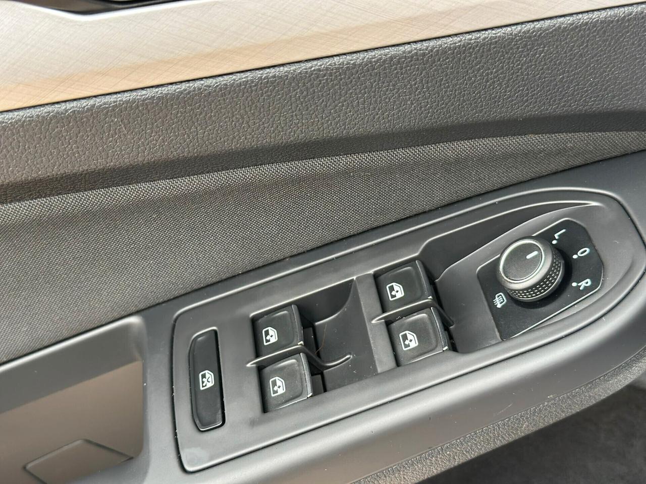 Volkswagen Golf 1.0 eTSI EVO DSG Life