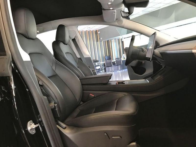 Tesla Model Y Performance AWD Subentro Leasing