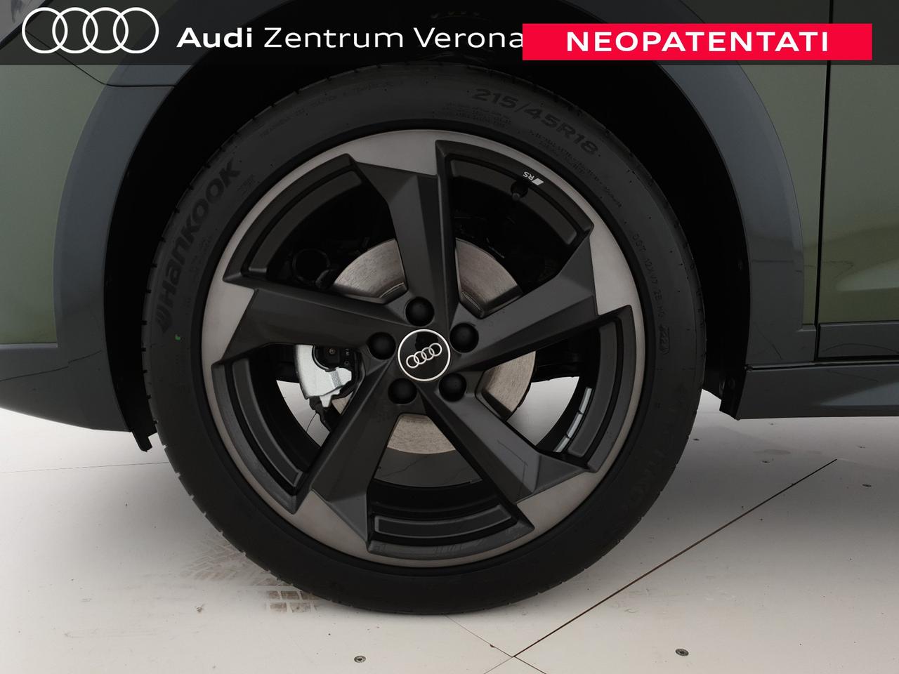 Allstreet 30TFSI 116CV S tronic Identity Contrast