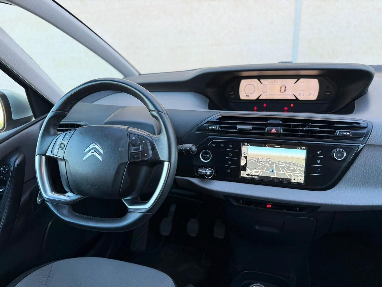 Citroen Grand C4 Picasso 1.6 7 POSTI