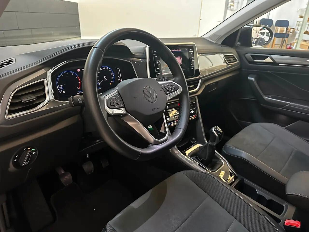 VOLKSWAGEN T-ROC 1.0 tsi STYLE 115cv COME NUOVA IVA ESPOSTA