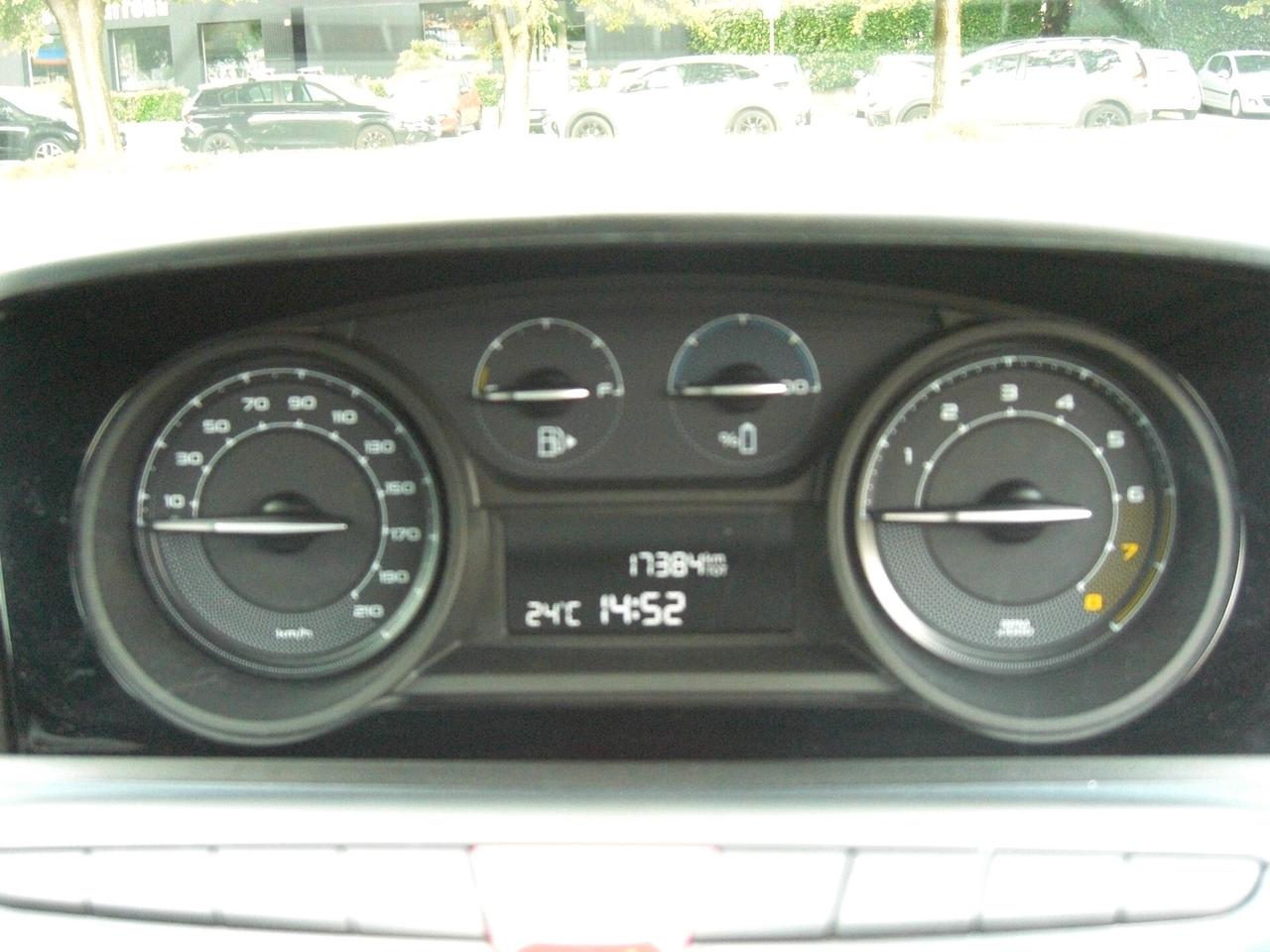 Lancia Ypsilon 1.0 FireFly 5 porte S&S Hybrid Platino