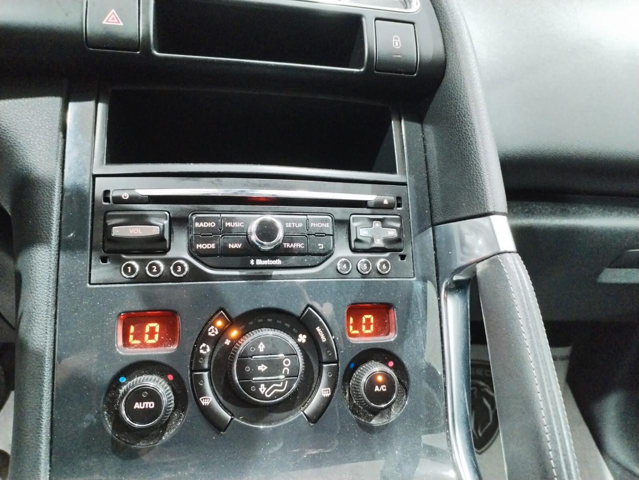 Peugeot 3008 BlueHDi 120 S&S Business