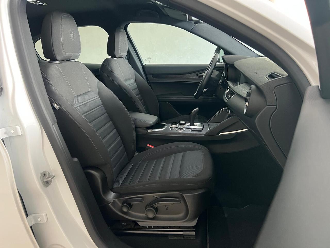 Alfa Romeo Stelvio 2.2 Turbodiesel 190 CV AT8 Q4 Business Ti