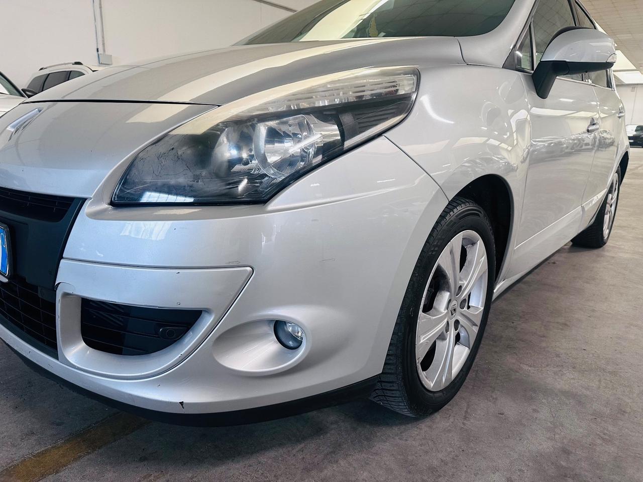 Renault Scenic Scénic X-Mod 1.5 dCi 110CV Luxe