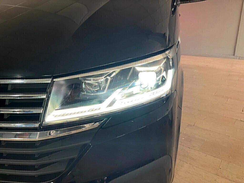 Volkswagen Multivan 2.0TDI T6.1 Highline 150cv dsg 7p Promo
