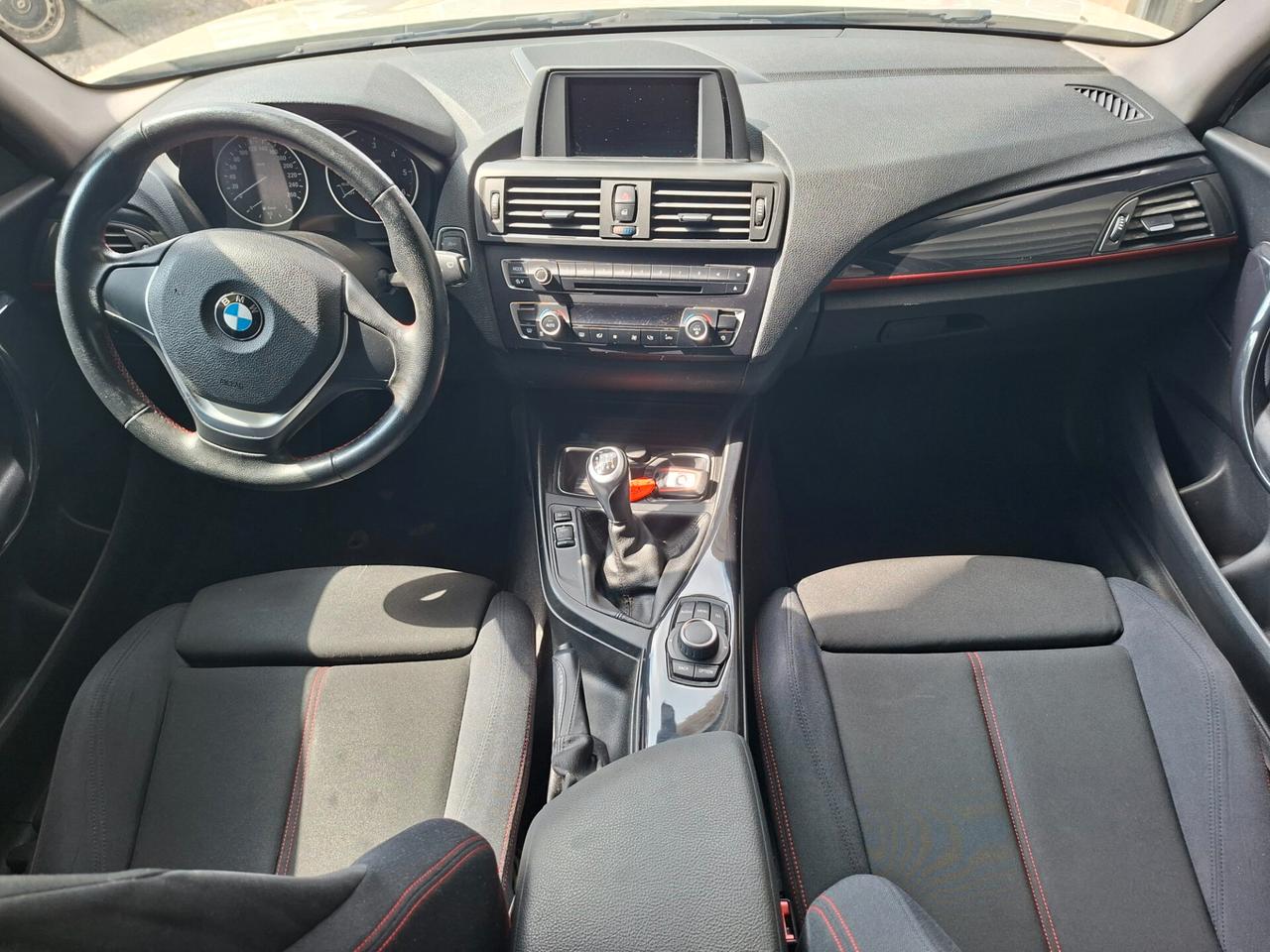 Bmw 118 118d 5p. Sport