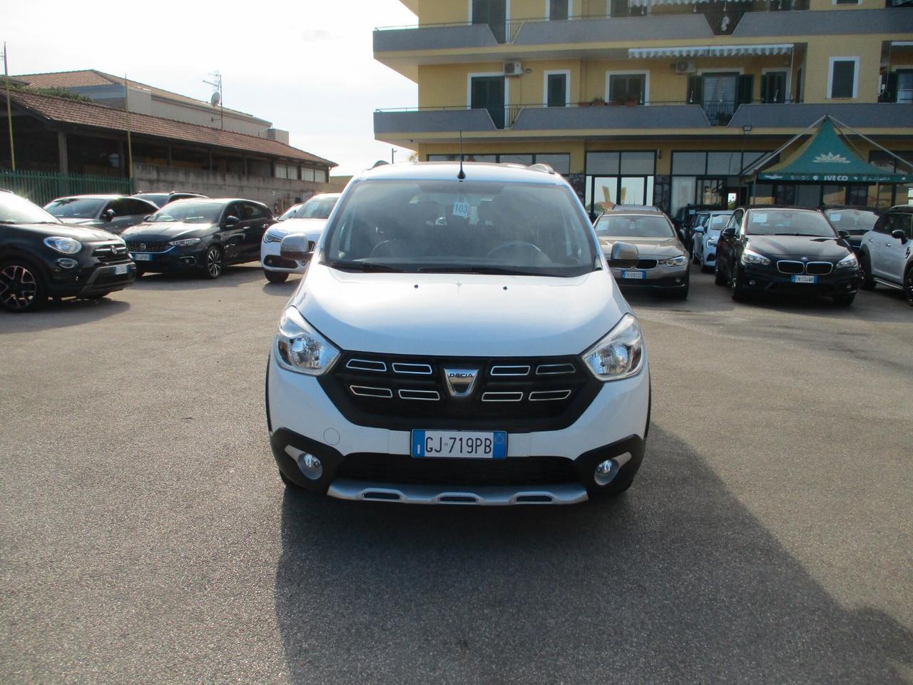 Dacia Duster Lodgy STEPWAY 1.5 DCI 115CV E6D 7 POSTI NAVI/PDC/CAMERA