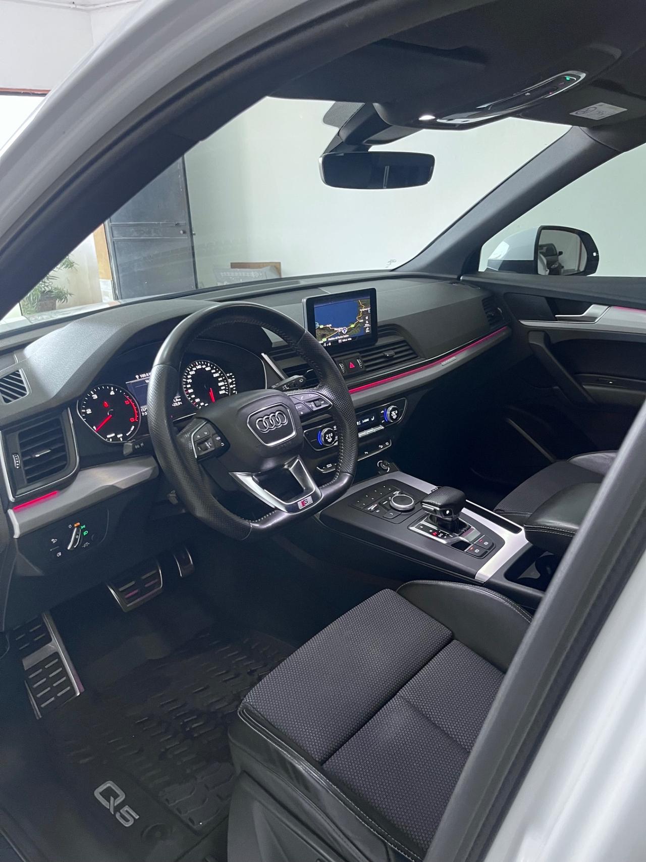 Audi Q5 2.0 TDI quattro S tronic Sport Sline