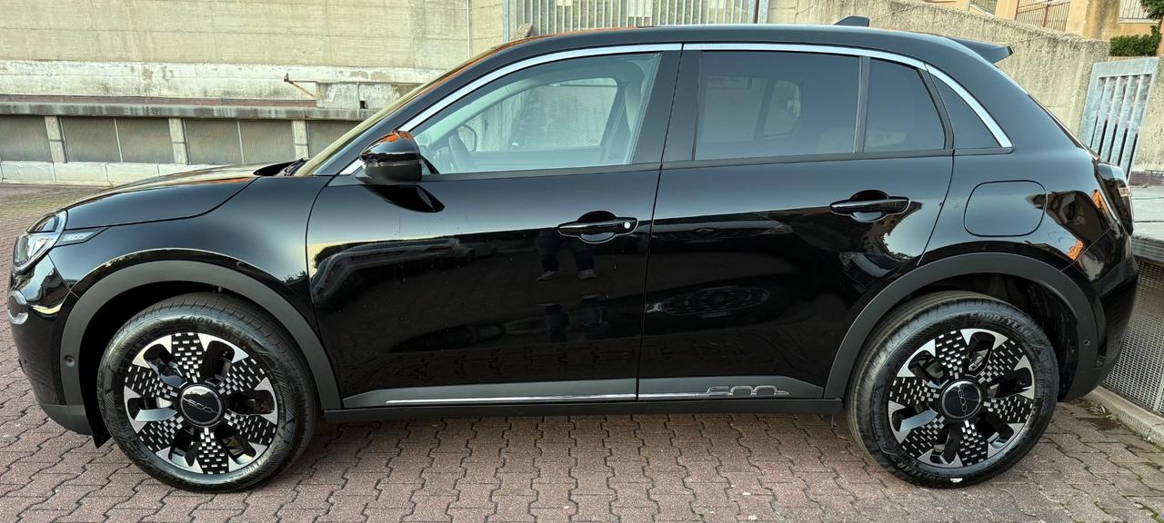 Fiat 600 Hybrid 145 CV DCT MHEV La Prima