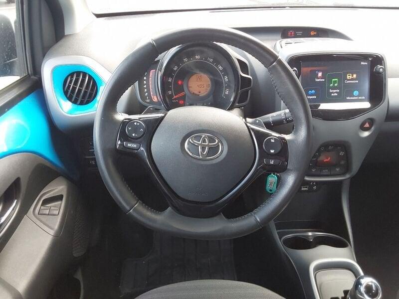 Toyota Aygo 1.0 VVT-i 72 CV 5 porte x-play MMT
