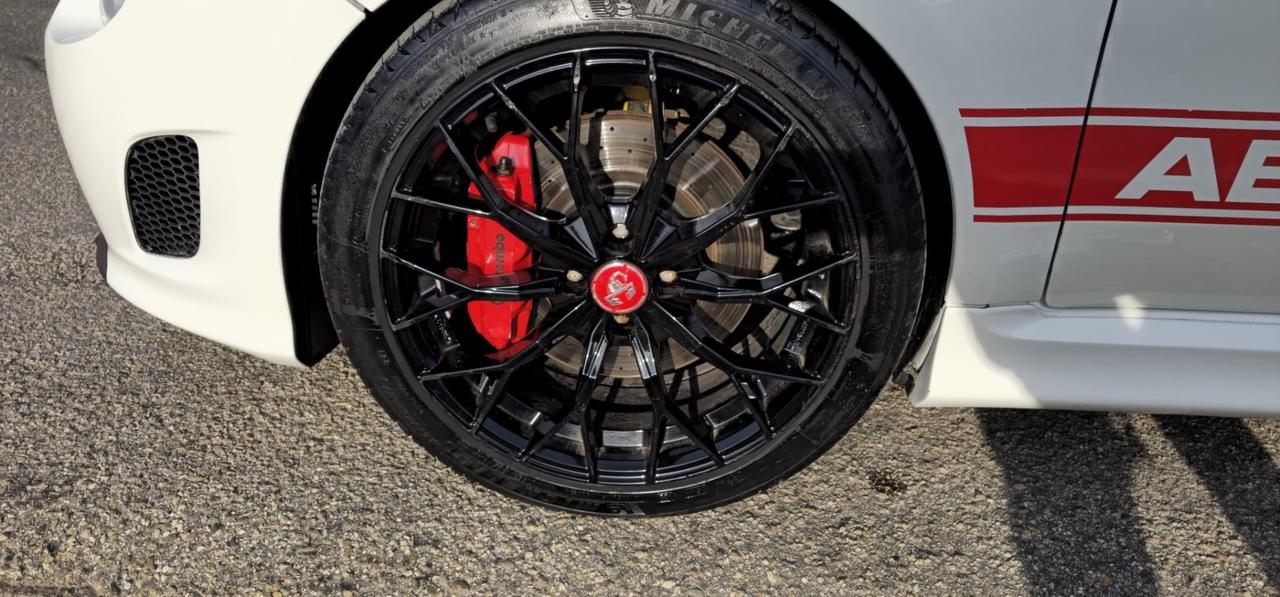 Abarth 500 1.4 Turbo T-Jet Custom
