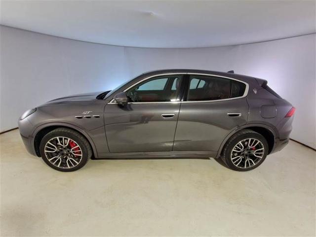 MASERATI Grecale MHEV 300 CV AWD GT
