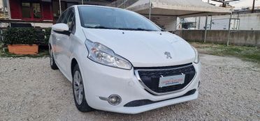 PEUGEOT 208 1.2 VTi 82 CV 5p. Allure