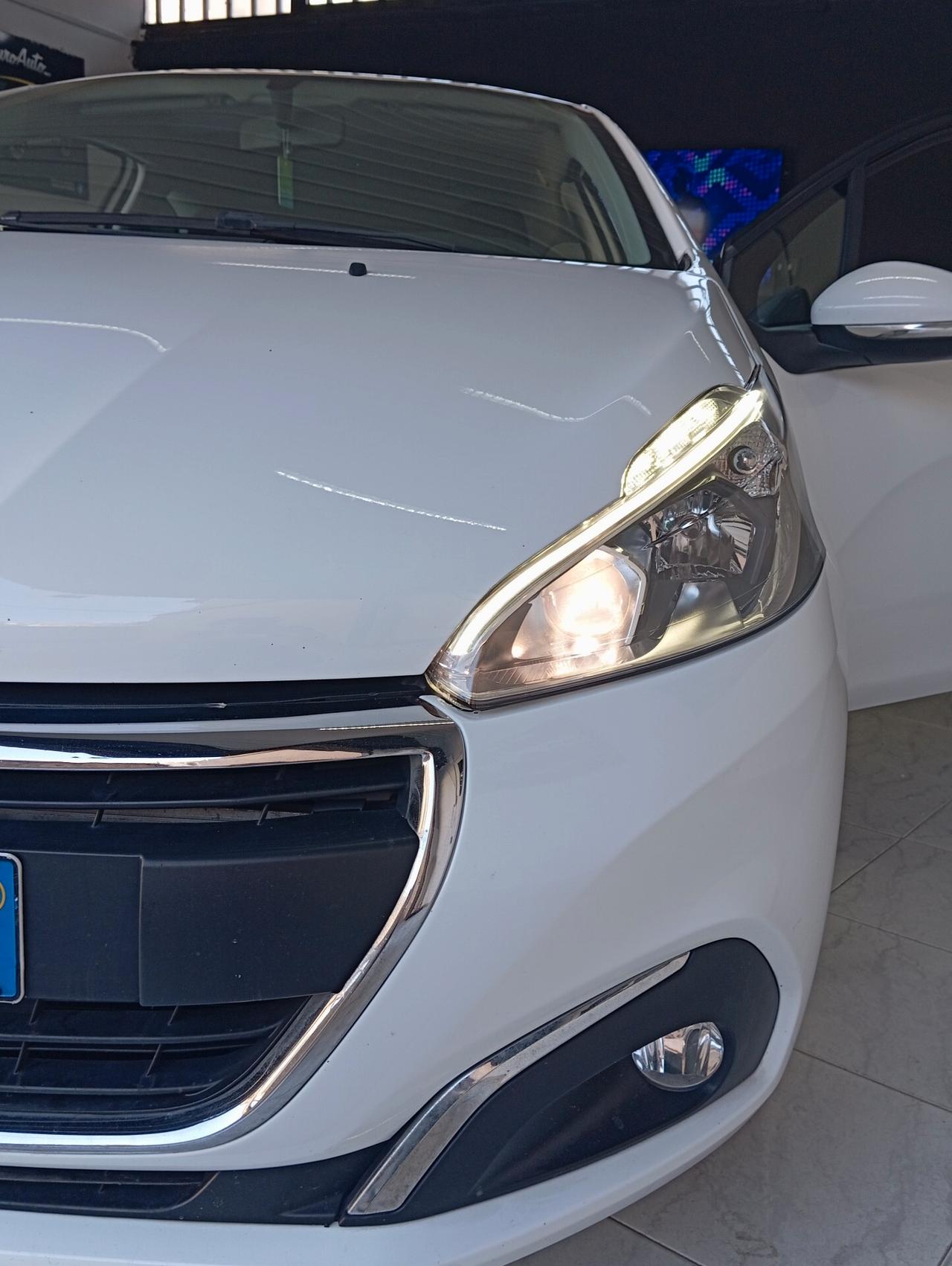 Peugeot 208 1.2 Benz/ GPL 2016 CON GARANZIA
