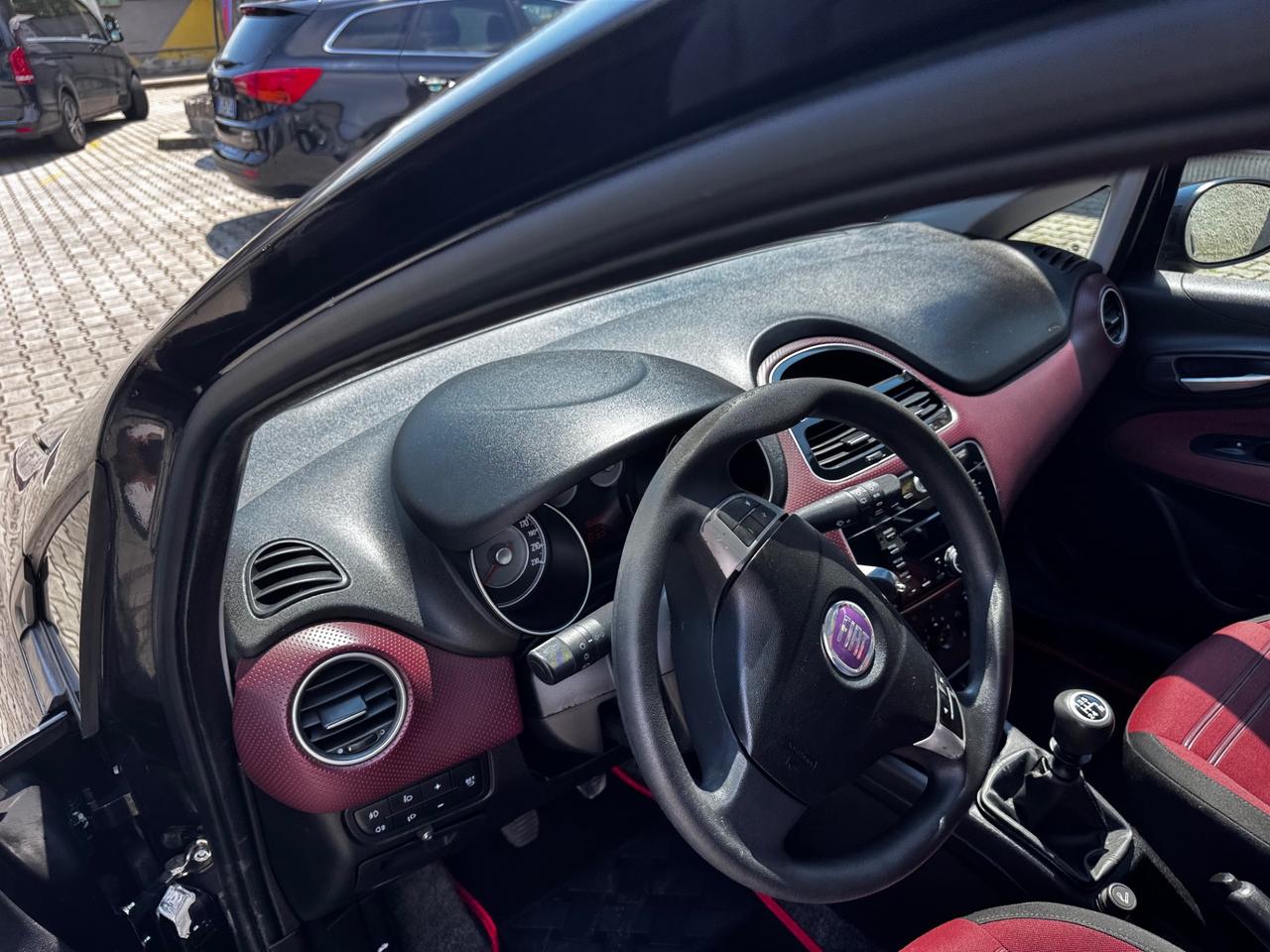 Fiat Punto 1.4 8V 5 porte GPL neopatentati. 96000km