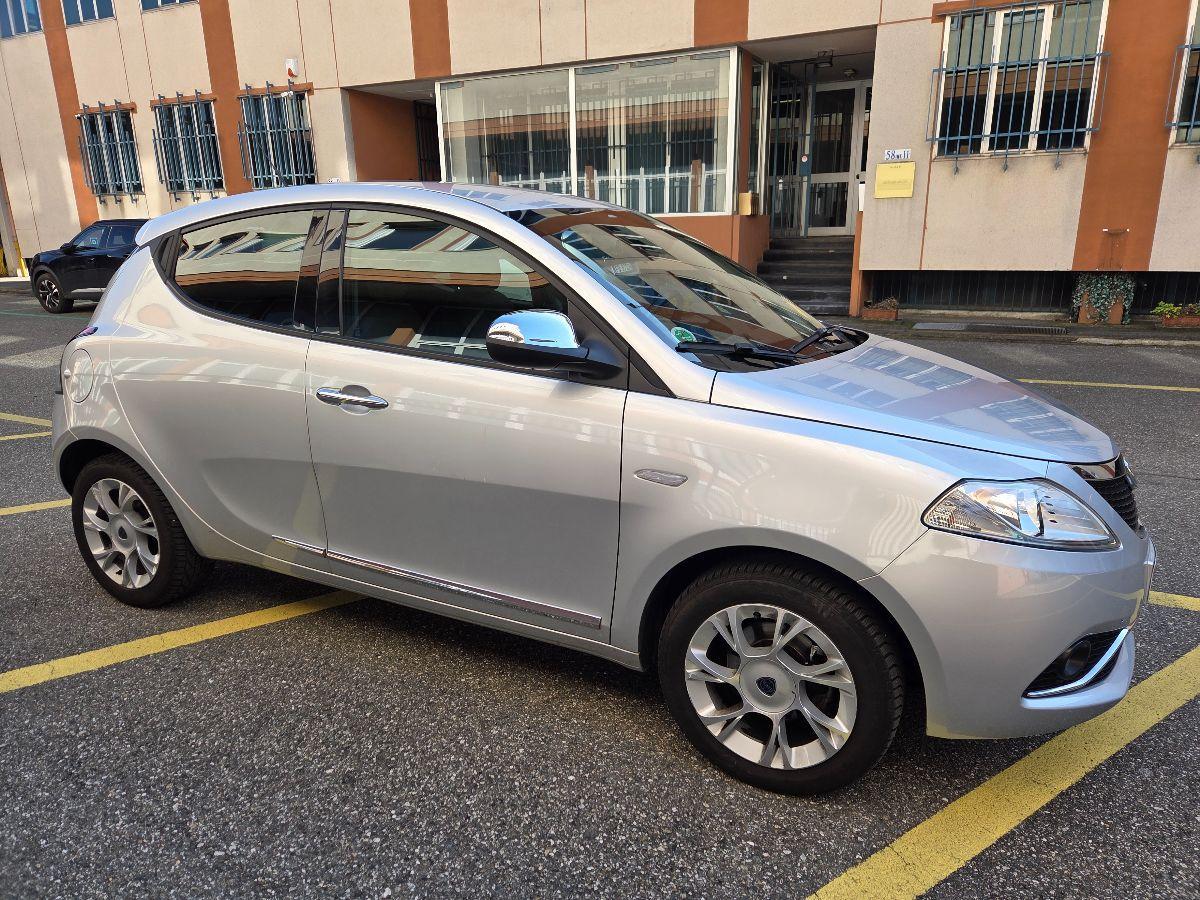 LANCIA - Ypsilon - 1.2 69 CV 5p. S&S Platinum