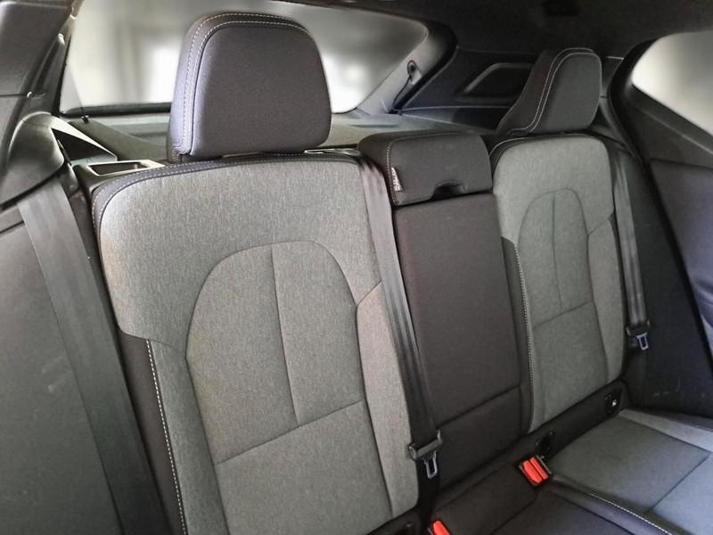 VOLVO XC40 T4 RECHARGE PLUG-IN AUTO CORE SUV