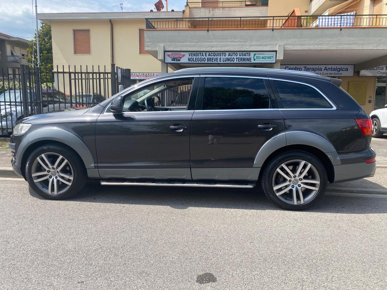 Audi Q7 4.2 V8 TDI quattro tiptronic