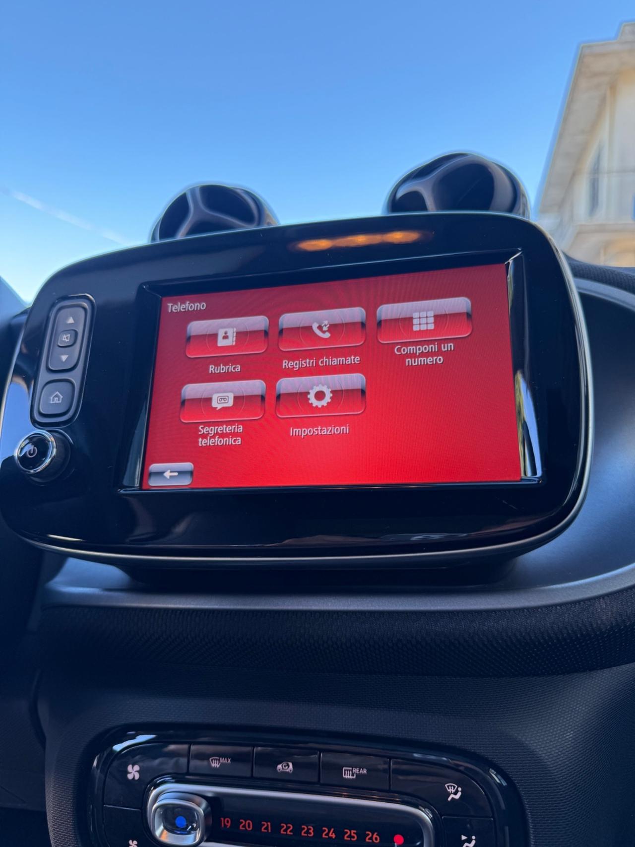 Smart ForTwo Prime TETTO PANORAMICO,INTERNI IN PELLE,TELECAMERA,NAVIGATORE.FULL LED,BLUETOOTH