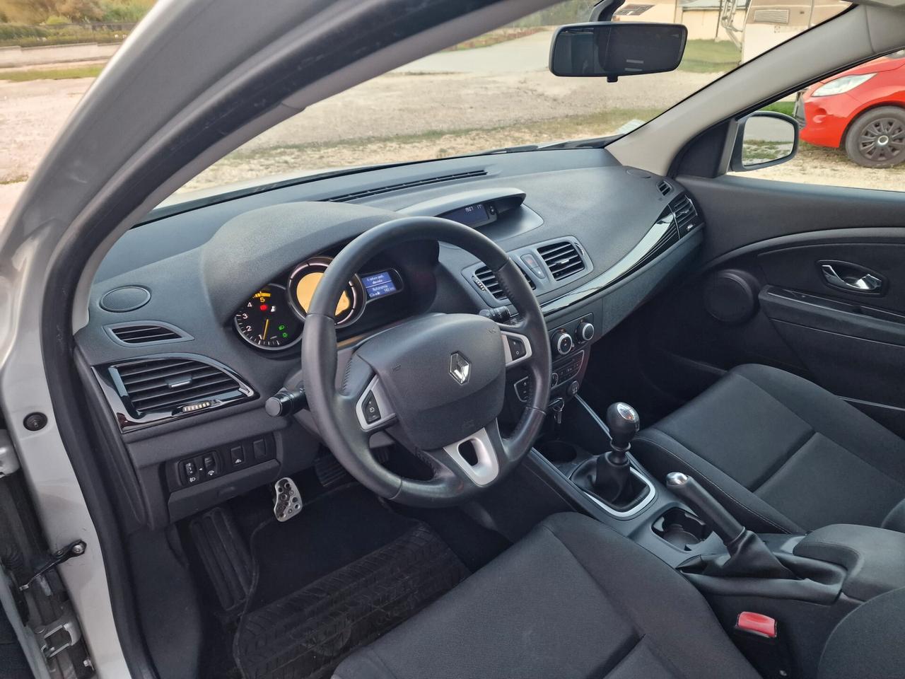 Renault Mégane 1.5 dCi 110CV SporTour Attractive