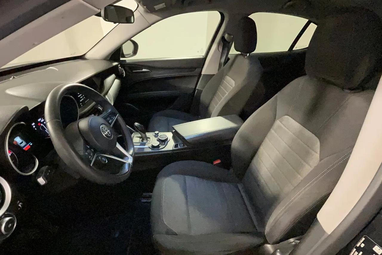 Alfa Romeo Stelvio 2.2 Turbodiesel 160 CV AT8 RWD Business