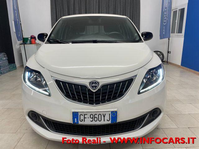 LANCIA Ypsilon 1.0 FireFly 5 porte S&S Hybrid Ecochic Silver