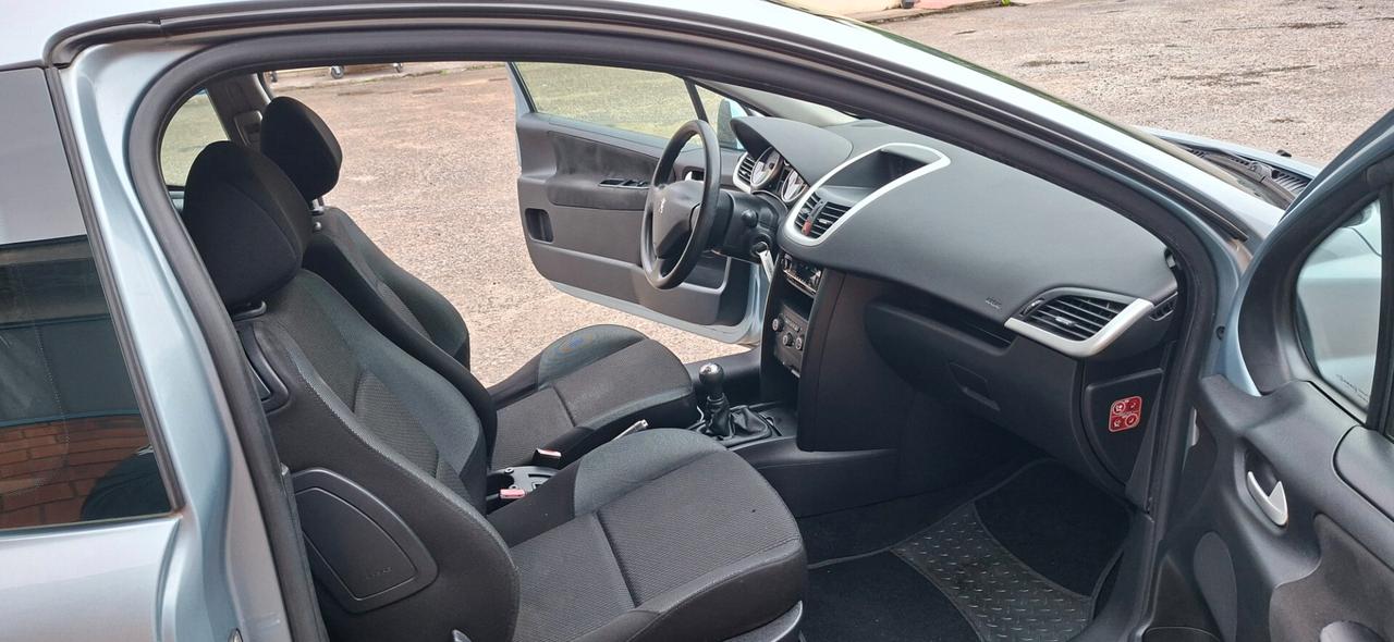 Peugeot 207 1.4 8V 75CV 3p. Energie Sport ECO GPL