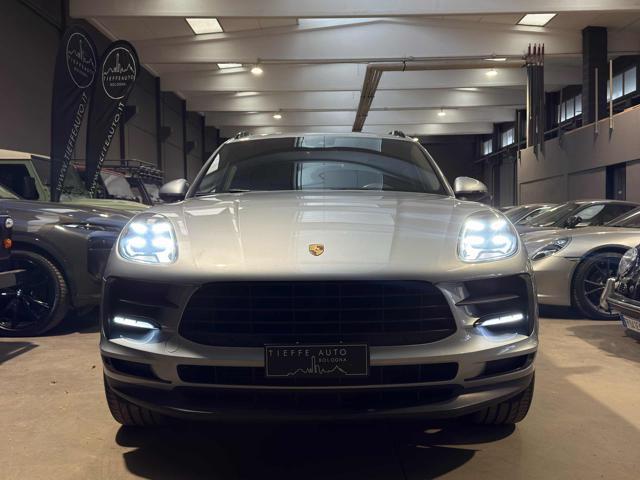 PORSCHE Macan 2.0