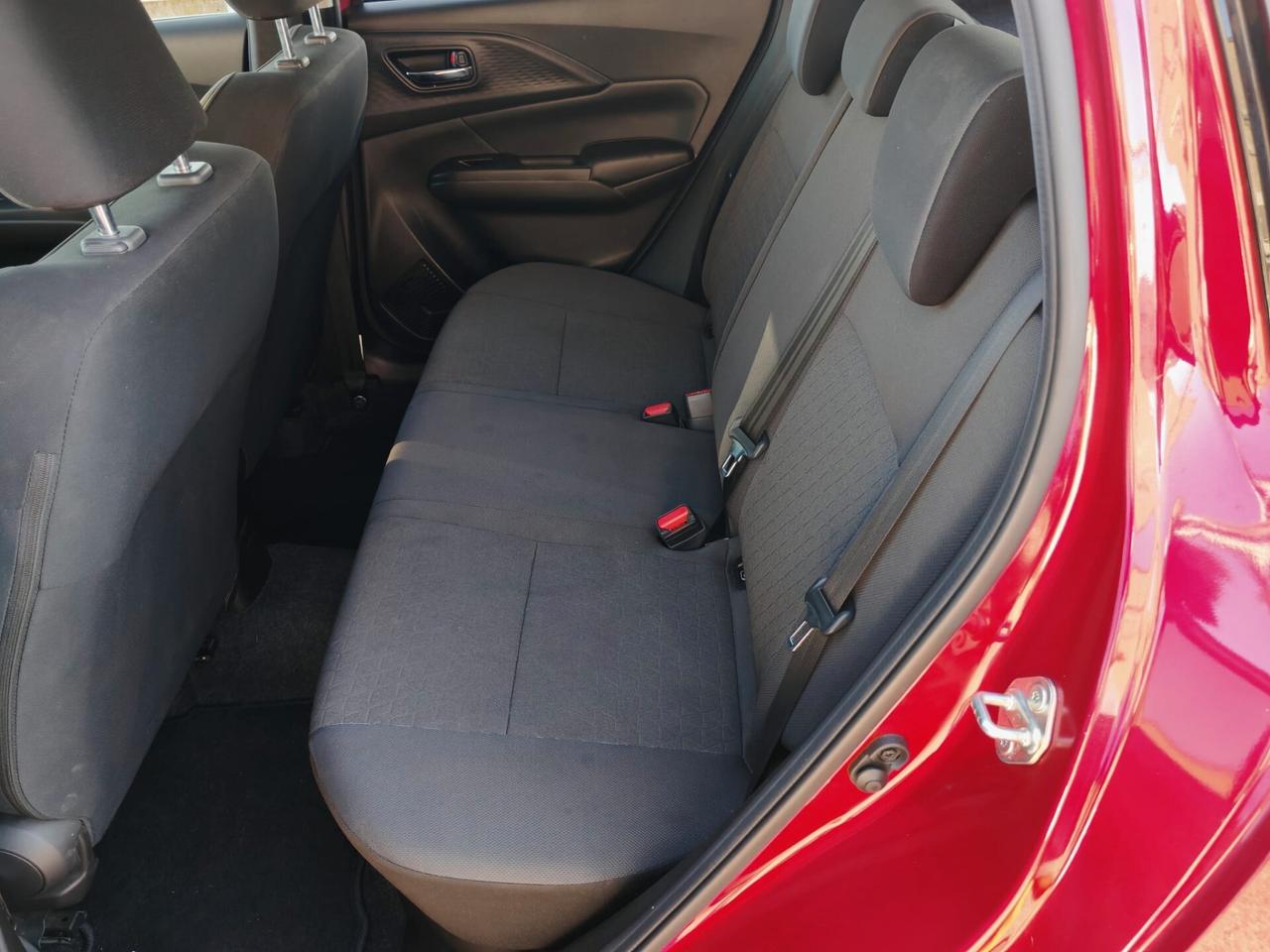 Suzuki Swift 1.2 Hybrid Top bicolor