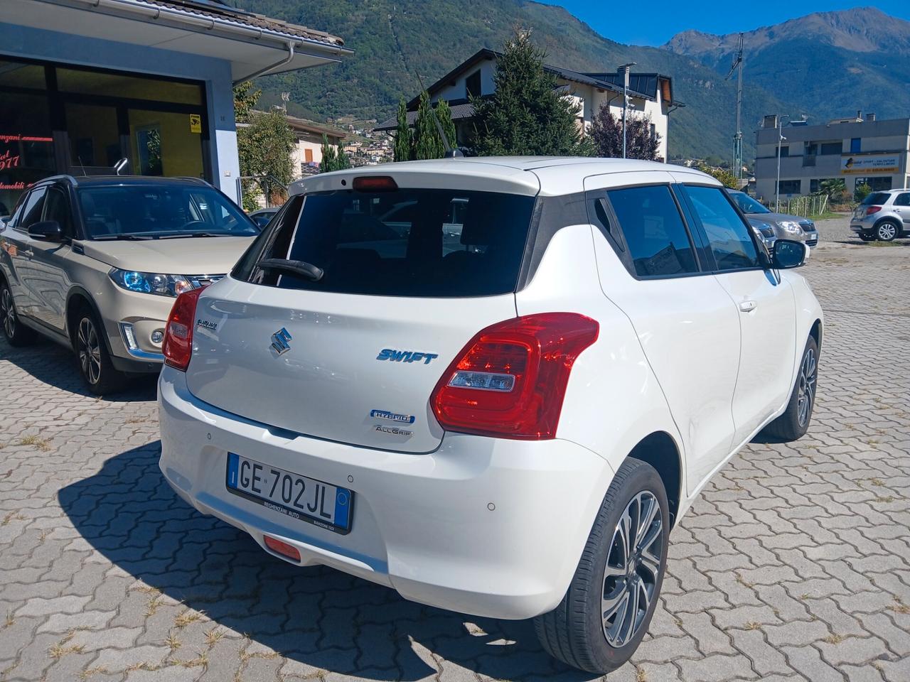 Suzuki Swift 1.2 Hybrid 4WD AllGrip Top