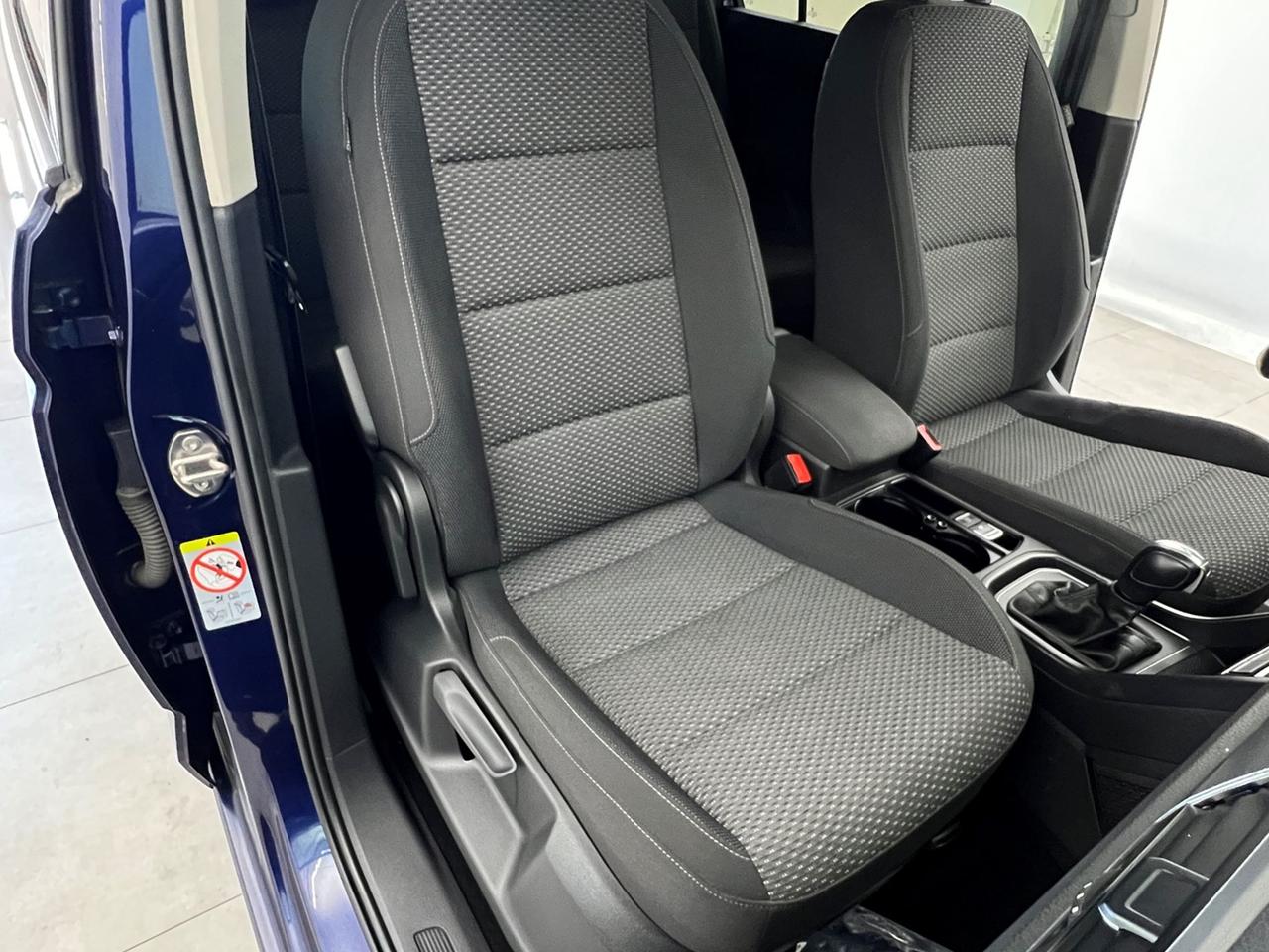 VOLKSWAGEN Touran III 2015 Touran 2.0 tdi Business dsg