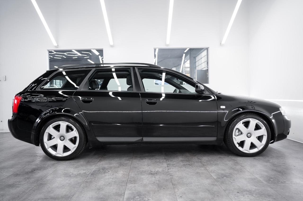 Audi S4 MANUALE