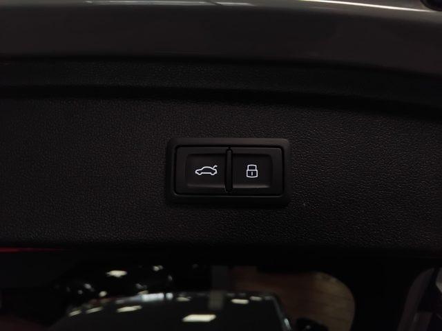 AUDI A3 SPORTBACK 35 TFSI S tr. S line ed. 19"FULL AUDI EX