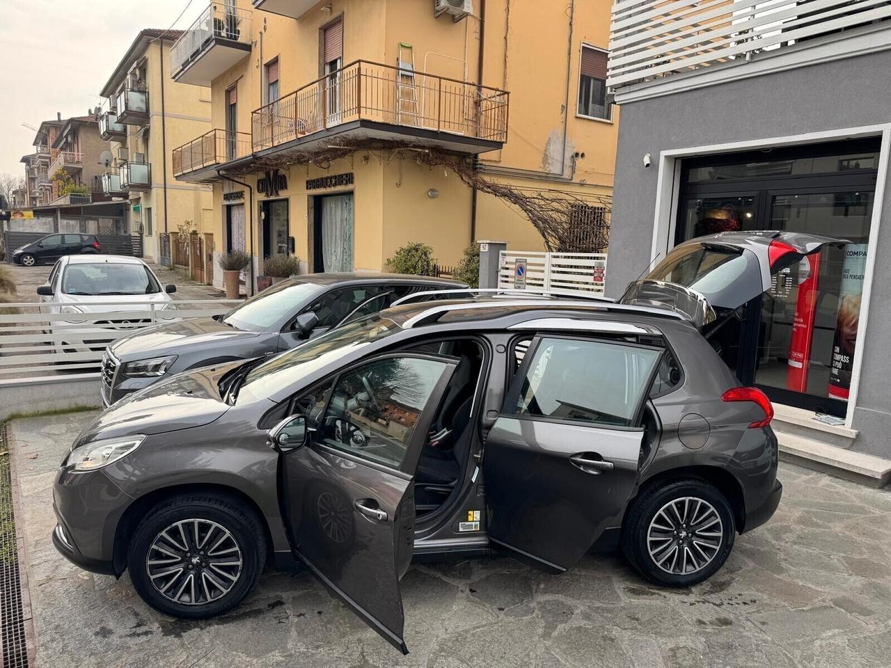 PEUGEOT 2008 PureTech 82 ALLURE GPL NEOPAT