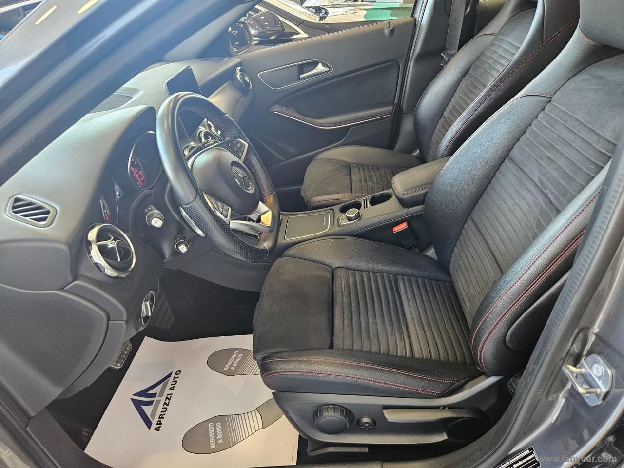 MERCEDES-BENZ GLA 200 d Automatic 4Matic Premium
