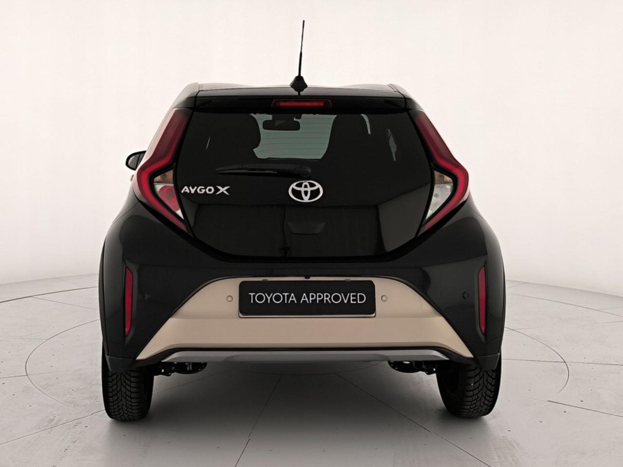 Toyota Aygo x 1.0 lounge 72cv