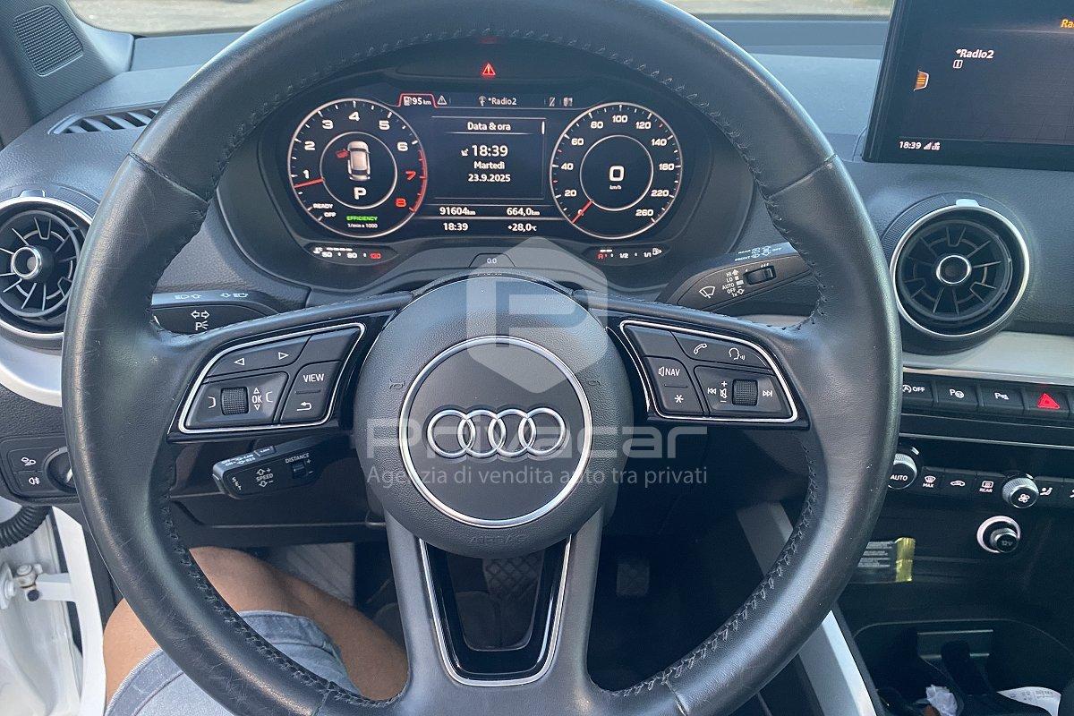 AUDI Q2 35 TFSI S tronic Business Design