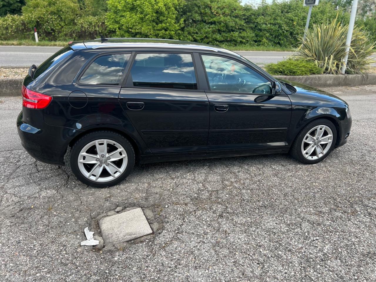 Audi A3 SPB 1.6 TDI 105 CV CR Ambition