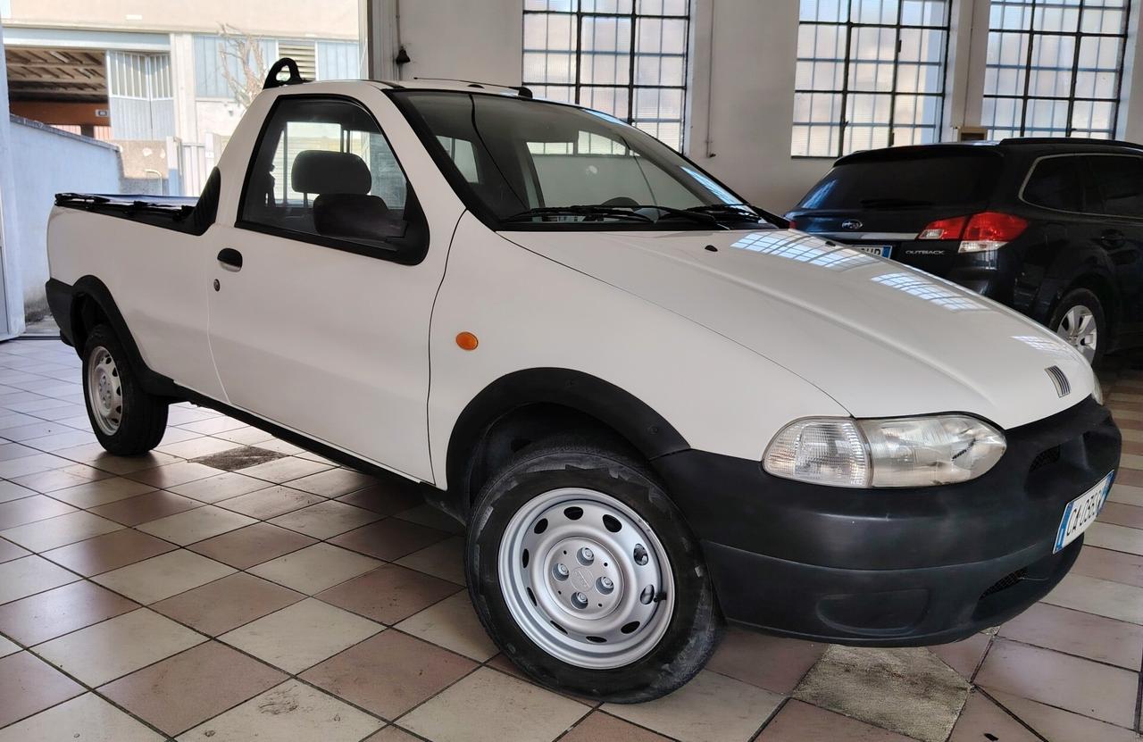 Fiat Strada 1.9 diesel Pick-up