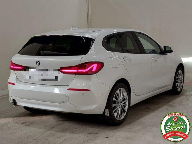 BMW 118 i 5p. Advantage Automatica Led