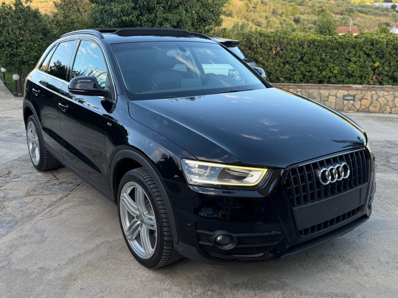 Audi Q3 2.0 TDI 177 CV quattro S tronic TETTO